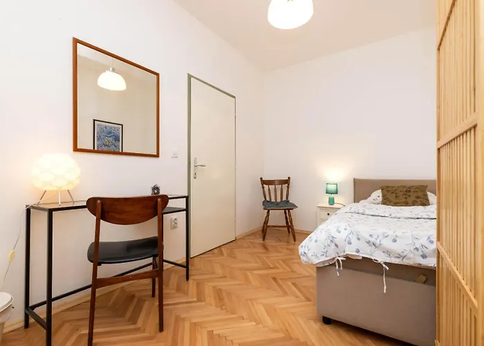 Alaburic & Oda ve Kahvaltı Mali Lošinj