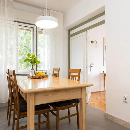 Alaburic & Bed and breakfast Mali Lošinj